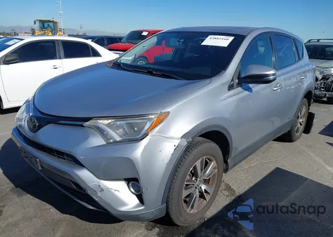 2018 Toyota Rav4 Xle from USA, damaged, VIN JTMWFREV1JD113094